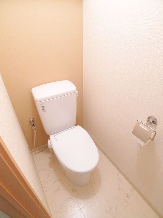 物件内観写真14　(トイレ)