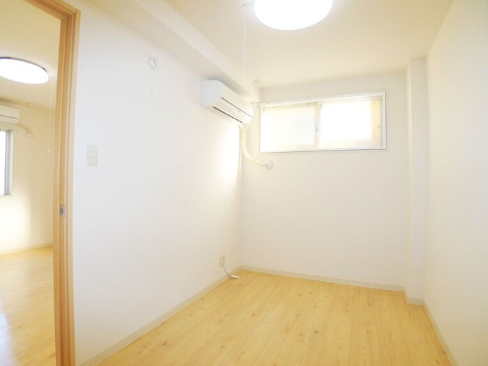 物件内観写真15　(居室)