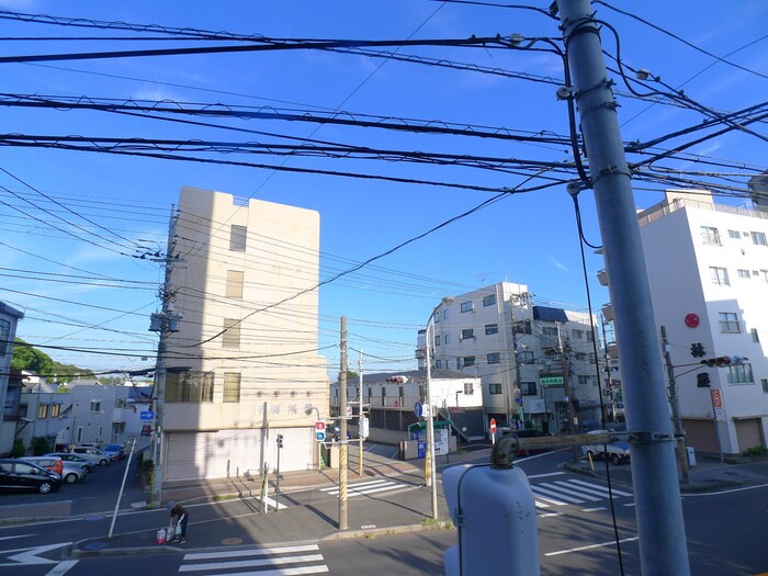 物件内観写真13　(室内からの展望)