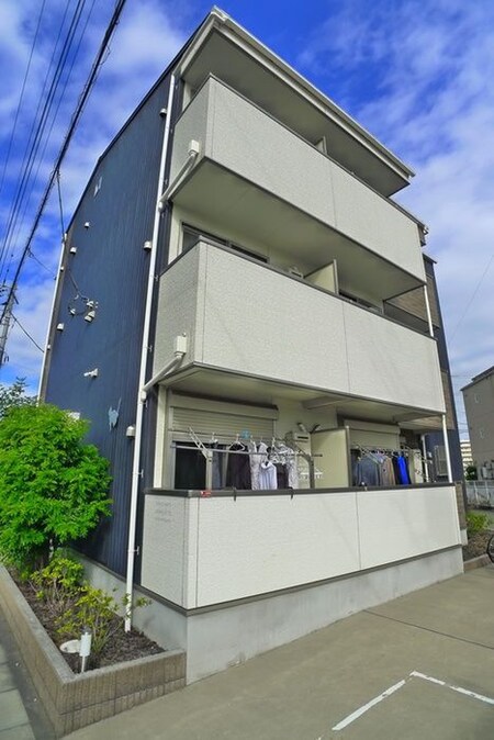 ブルク八潮外観写真