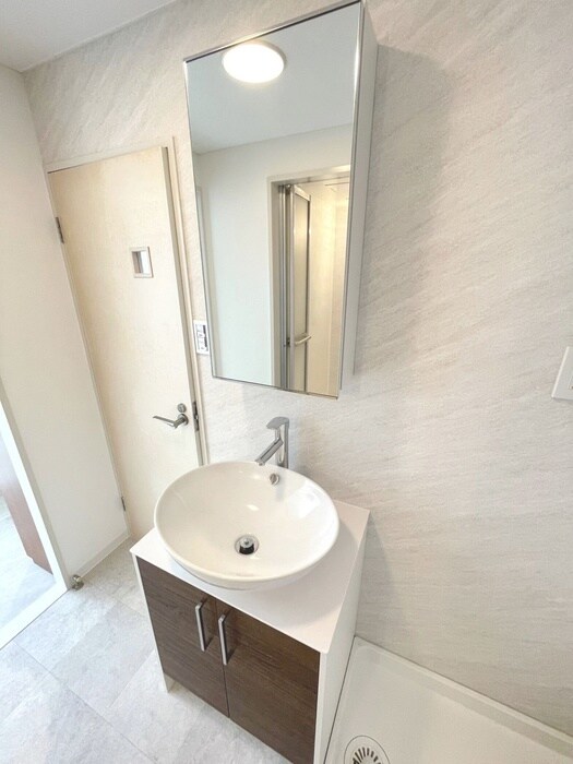 物件内観写真9　(洗面)