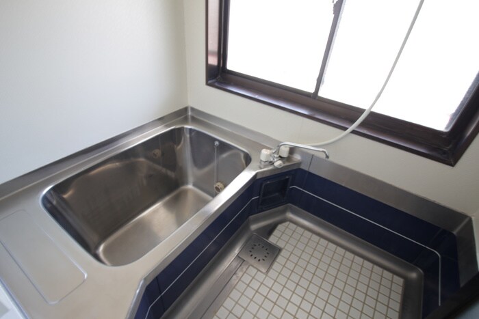 物件内観写真11　(洗濯機置場)