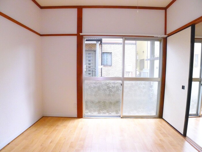 物件内観写真18　(室内からの展望)