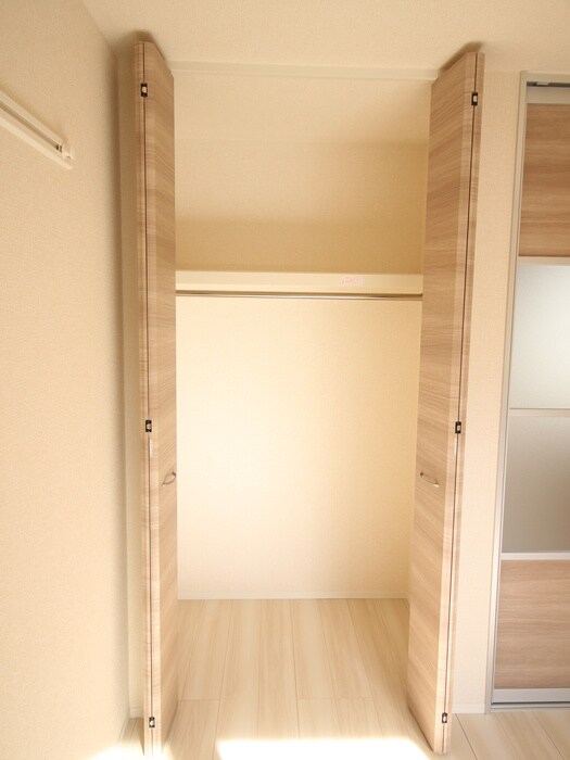 物件内観写真15　(収納)