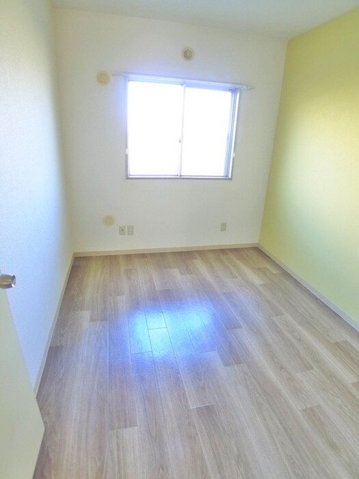 物件内観写真10　(内観写真)