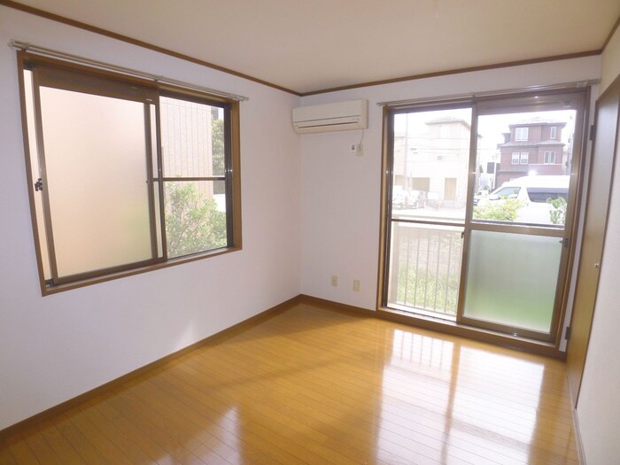 物件内観写真7　(居室)