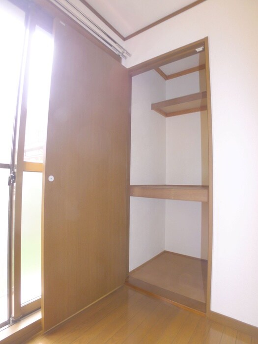 物件内観写真11　(収納)