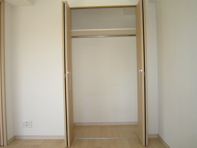 物件内観写真7　(収納)