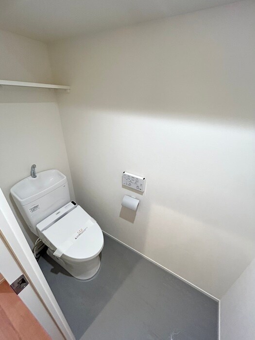 物件内観写真10　(トイレ)