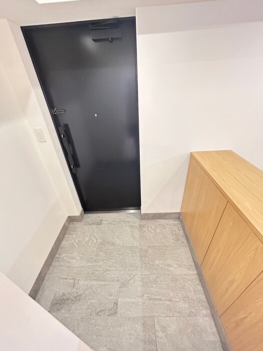 物件内観写真16　(玄関)