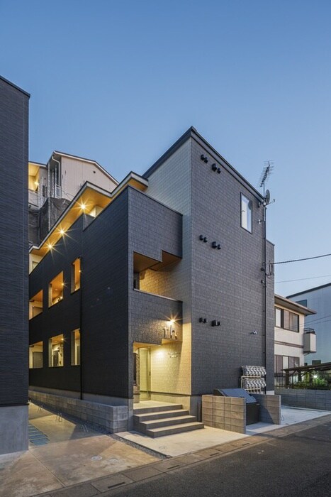 物件外観写真1　(外観写真)