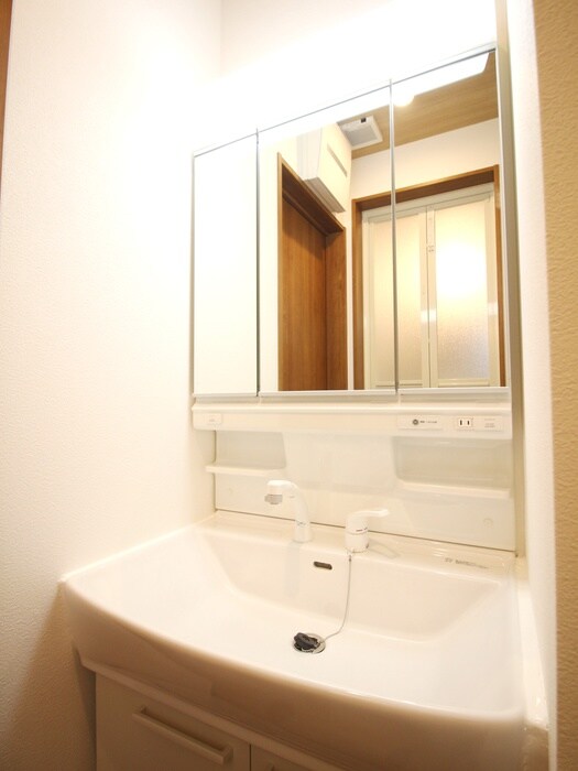 物件内観写真14　(洗面)