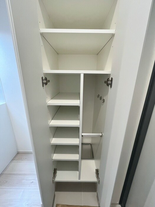 物件内観写真19　(靴箱)