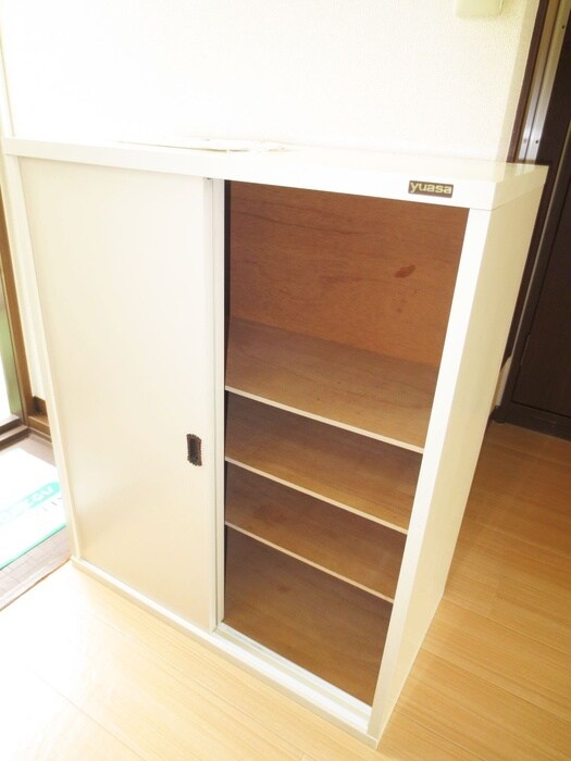 物件内観写真16　(靴箱)