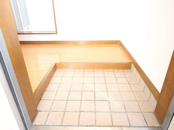 物件内観写真21　(玄関)