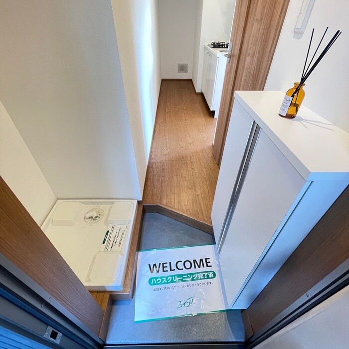 物件内観写真15　(玄関)