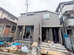 建築中