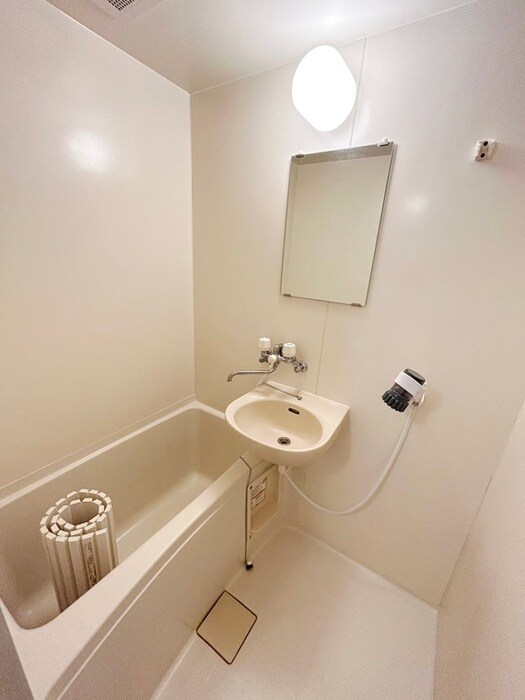 物件内観写真12　(バス／シャワールーム等)