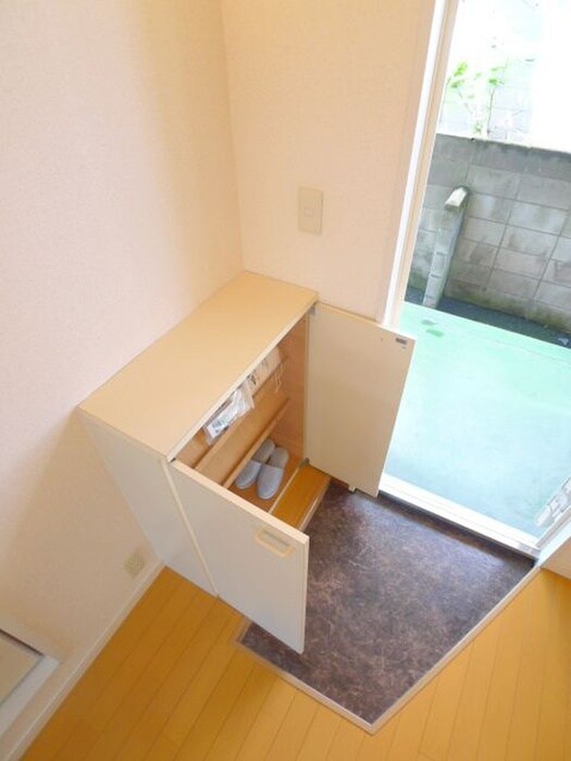 物件内観写真14　(靴箱)