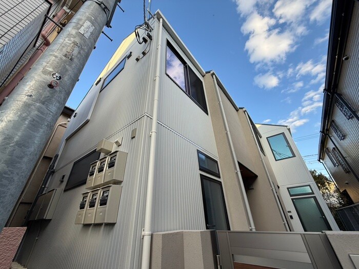 物件外観写真1　(外観写真)