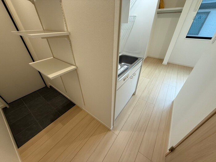 物件内観写真21　(廊下)