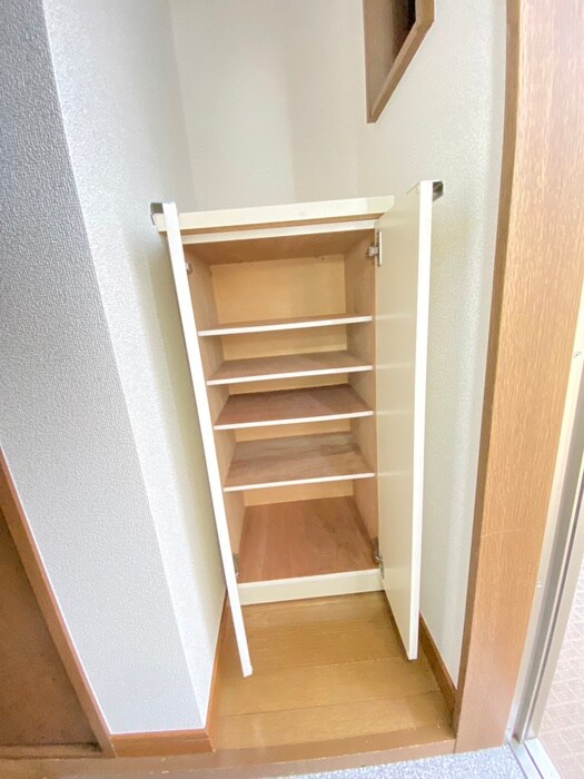 物件内観写真20　(靴箱)