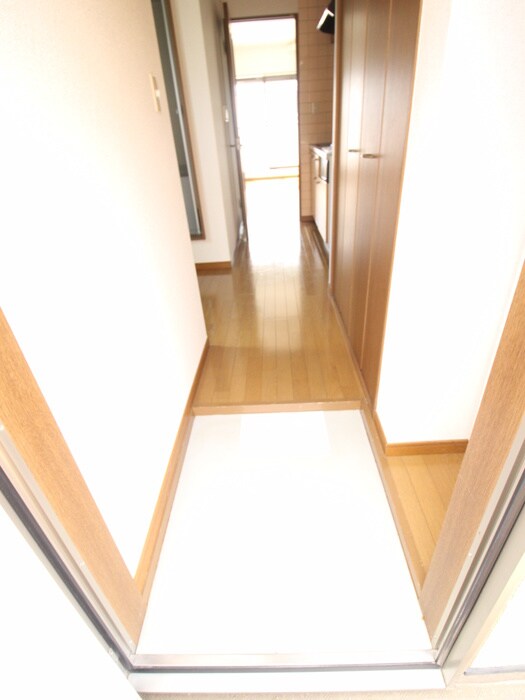 物件内観写真21　(玄関)