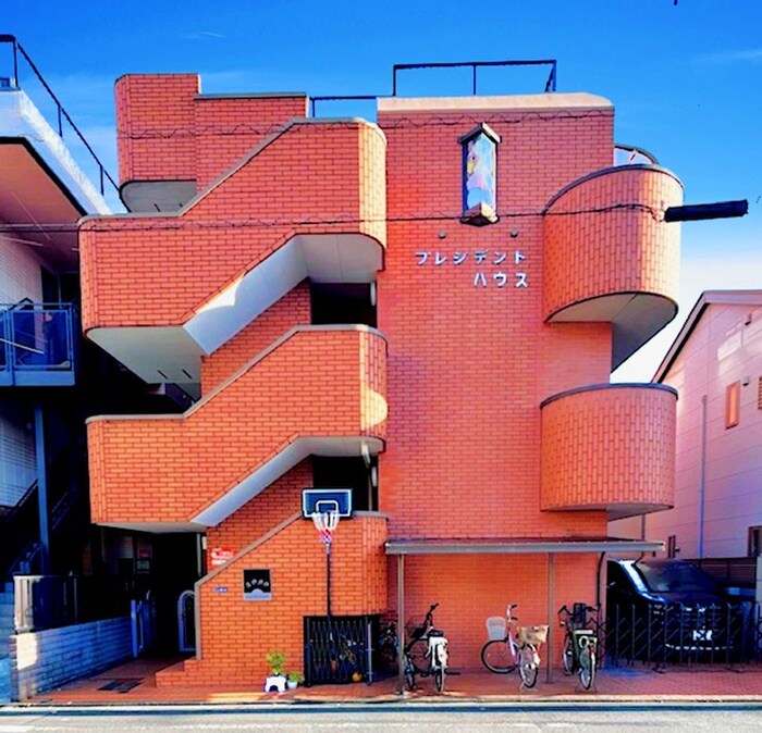 物件外観写真1　(外観写真)