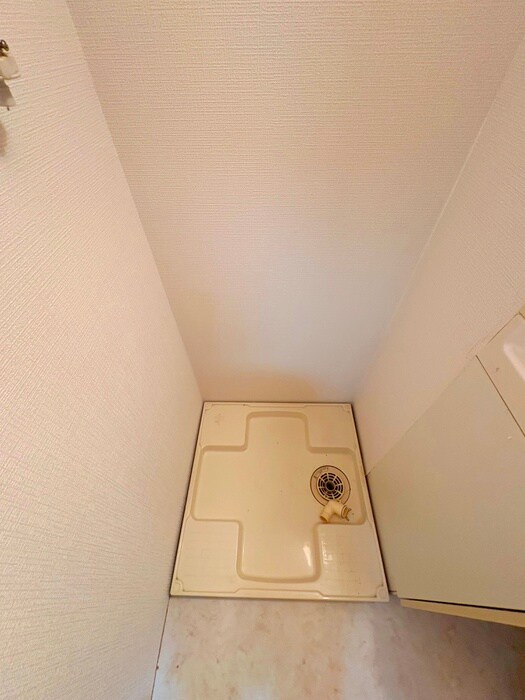 物件内観写真22　(洗濯機置場)