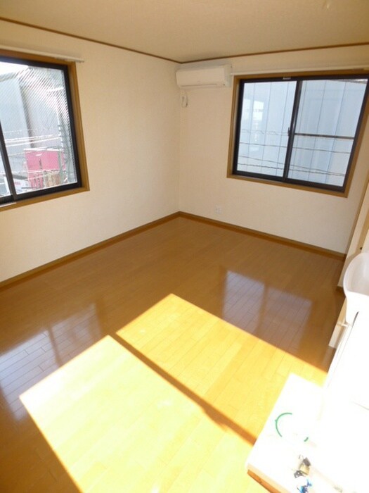 物件内観写真8　(居室)