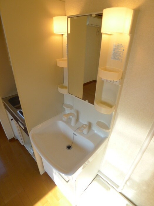 物件内観写真13　(洗面)