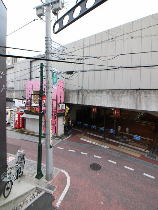 物件内観写真19　(室内からの展望)