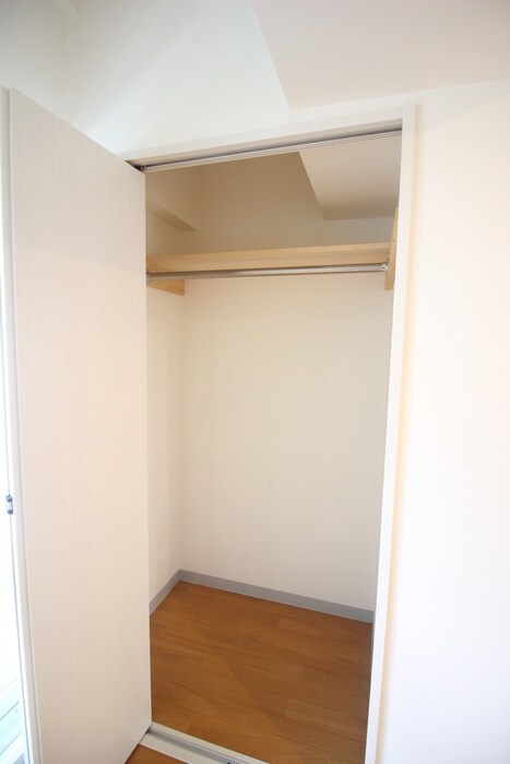 物件内観写真11　(収納)
