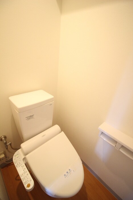 物件内観写真14　(トイレ)