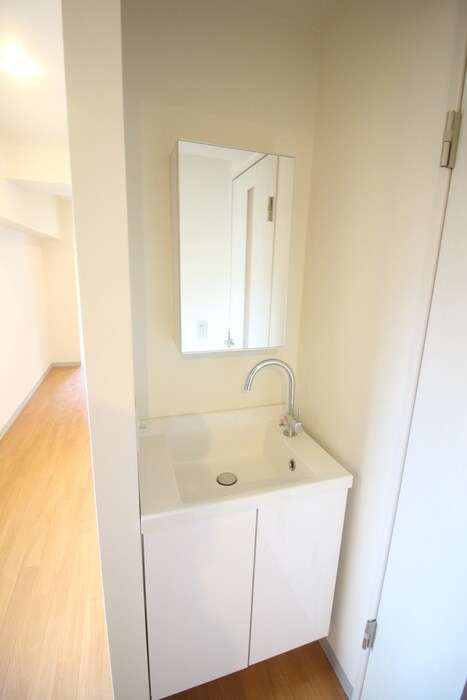 物件内観写真15　(洗面)