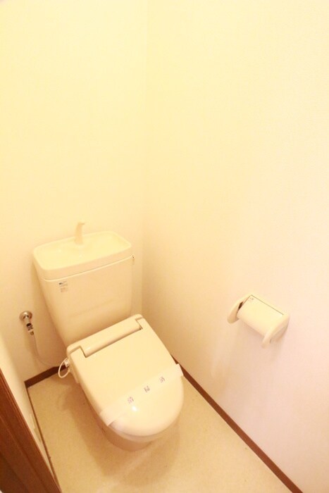 物件内観写真8　(トイレ)