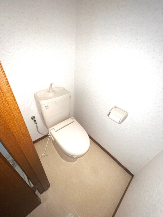 物件内観写真11　(トイレ)