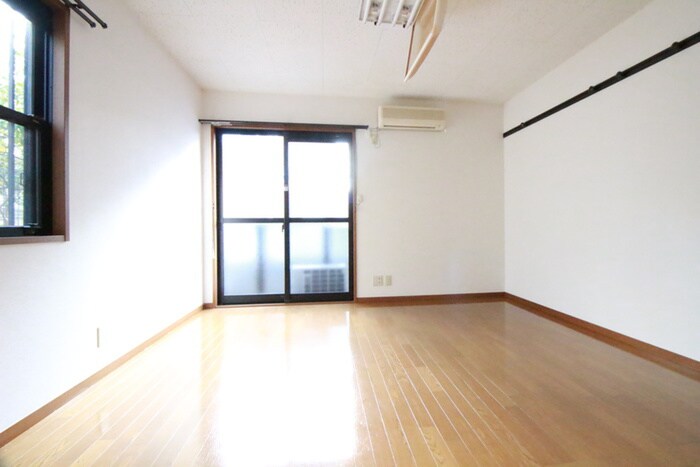 物件内観写真12　(居室)