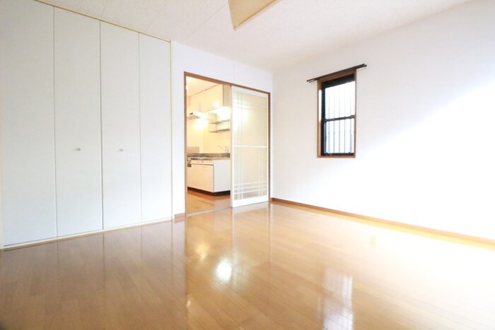 物件内観写真14　(居室)