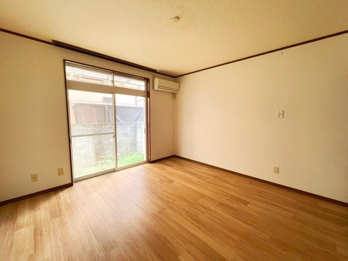 物件内観写真5　(居室)