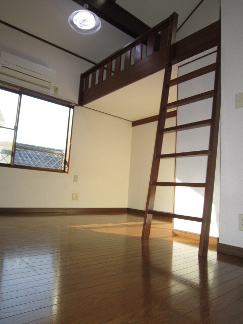 物件内観写真7　(居室)