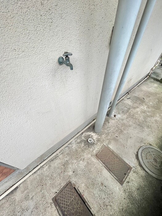 物件内観写真11　(洗濯機置場)