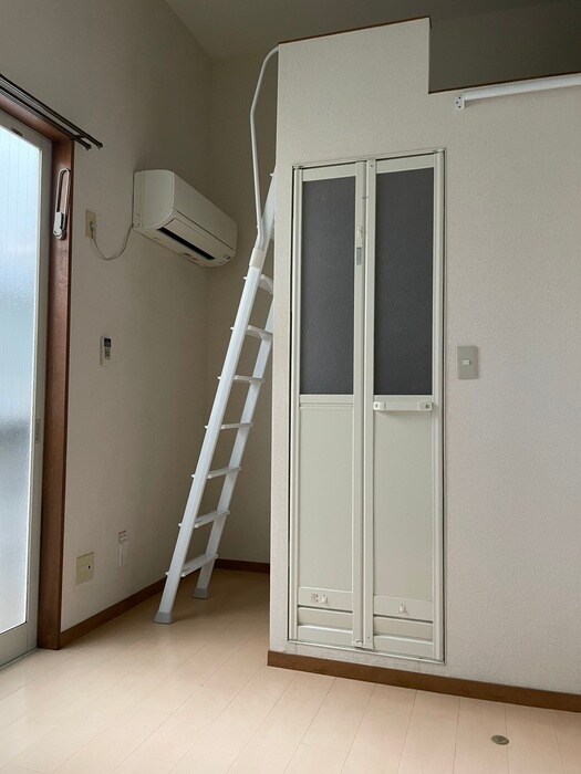 物件内観写真6　(居室)