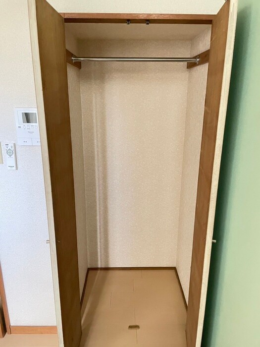 物件内観写真12　(収納)