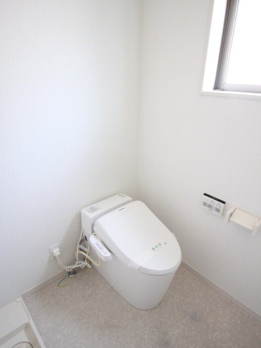 物件内観写真11　(トイレ)