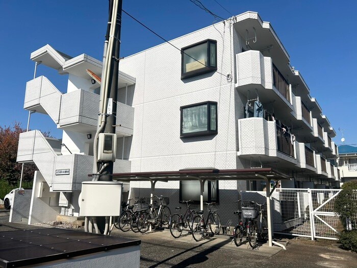 メゾンボヌ－ル喜多見の外観写真