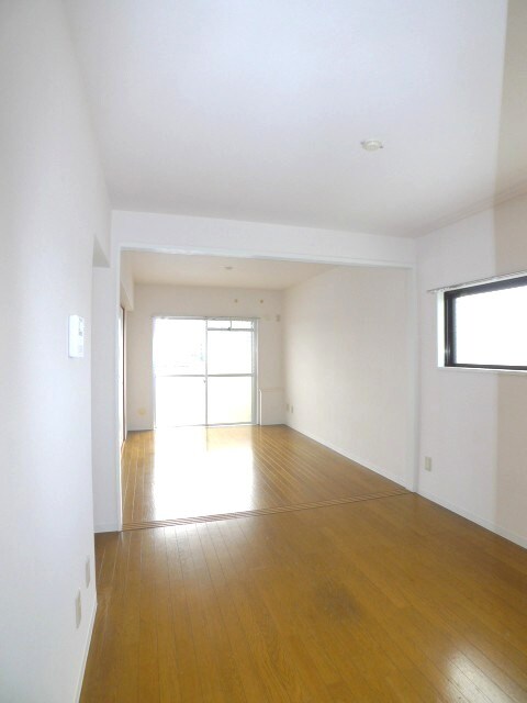 物件内観写真5　(居室)