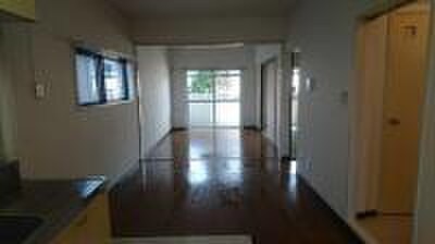 物件内観写真14　(廊下)