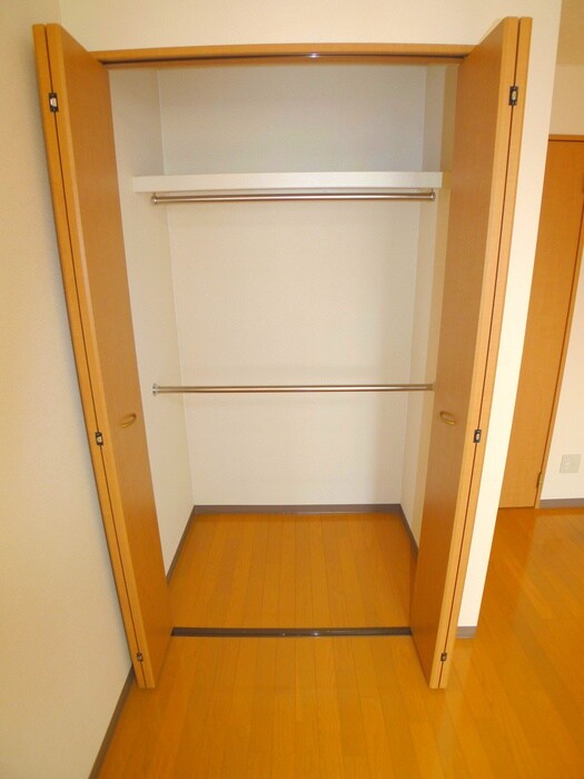 物件内観写真8　(収納)