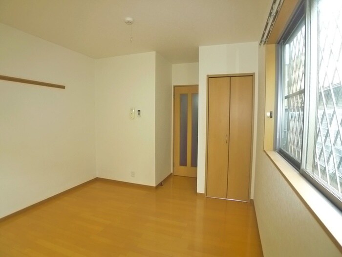 物件内観写真6　(居室)